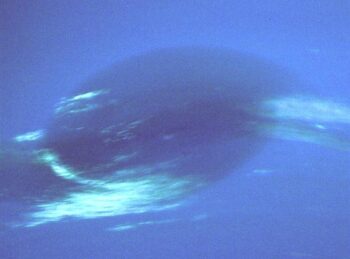 Vết tối lớn của sao Hải Vương khi được tàu vũ trụ Voyager 2 nhìn thấy. Tín dụng: NASA/JPL