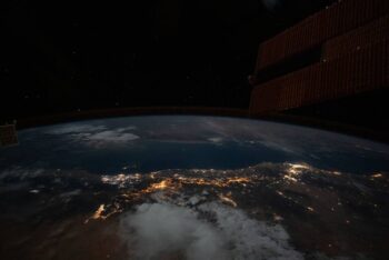 Trái đất từ không gian: Bờ biển Đỏ của Ả Rập Saudi được chụp từ Trạm vũ trụ quốc tế. Tín dụng: NASA/ESA